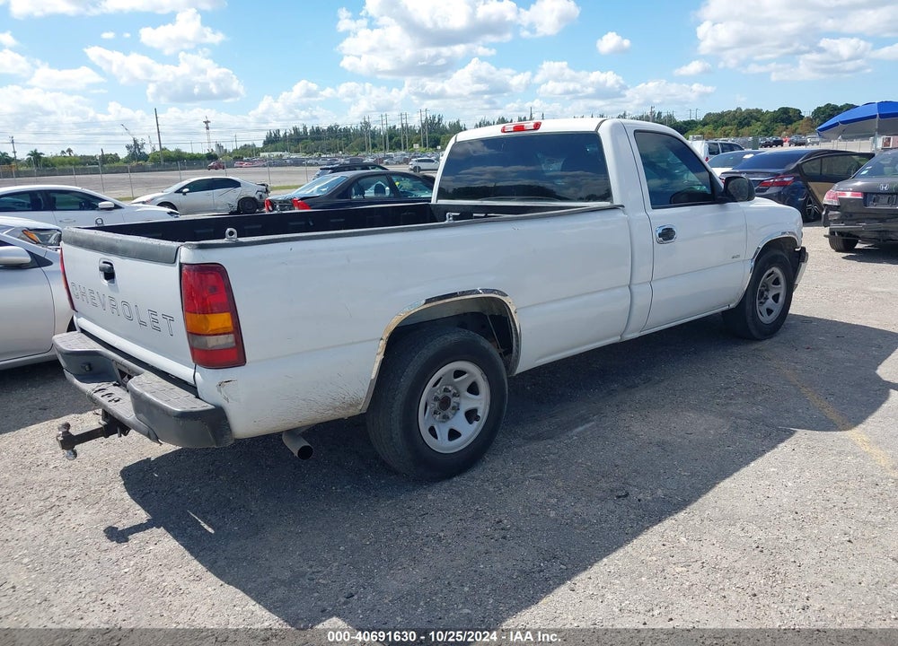 1999 CHEVROLET SILVERADO 1500 VIN: 1GCEC14W4XE238433