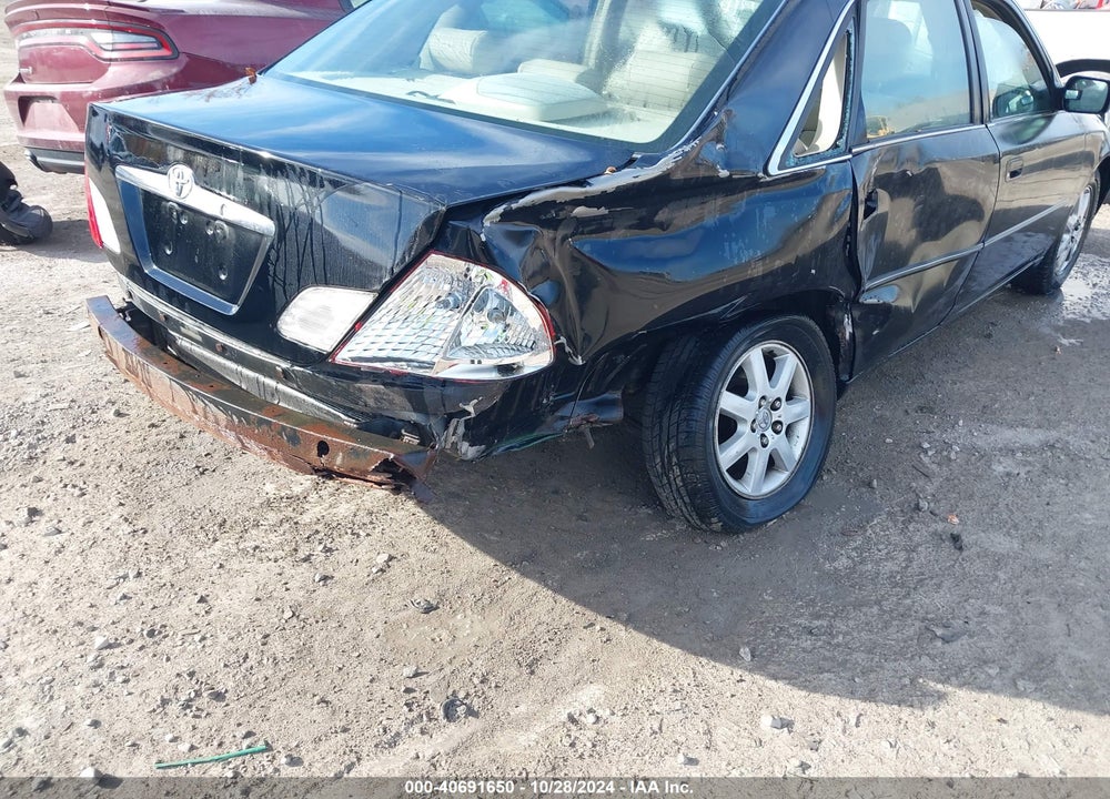 2000 TOYOTA AVALON XLS VIN: 4T1BF28B9YU050145