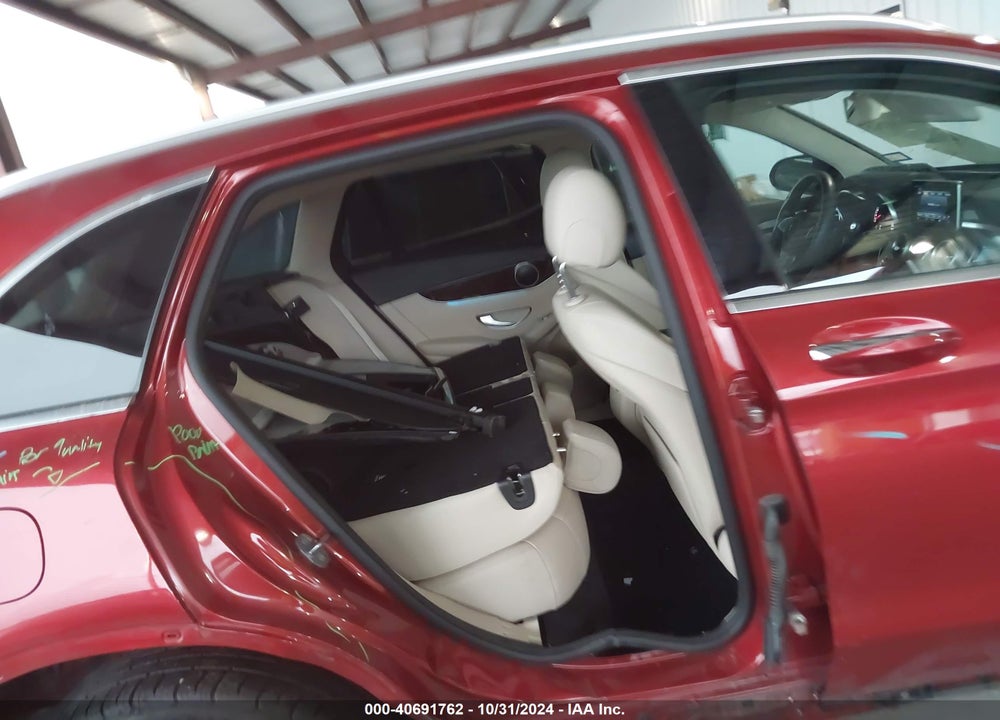 2019 MERCEDES-BENZ GLC 300 VIN: WDC0G4JB5KF570010