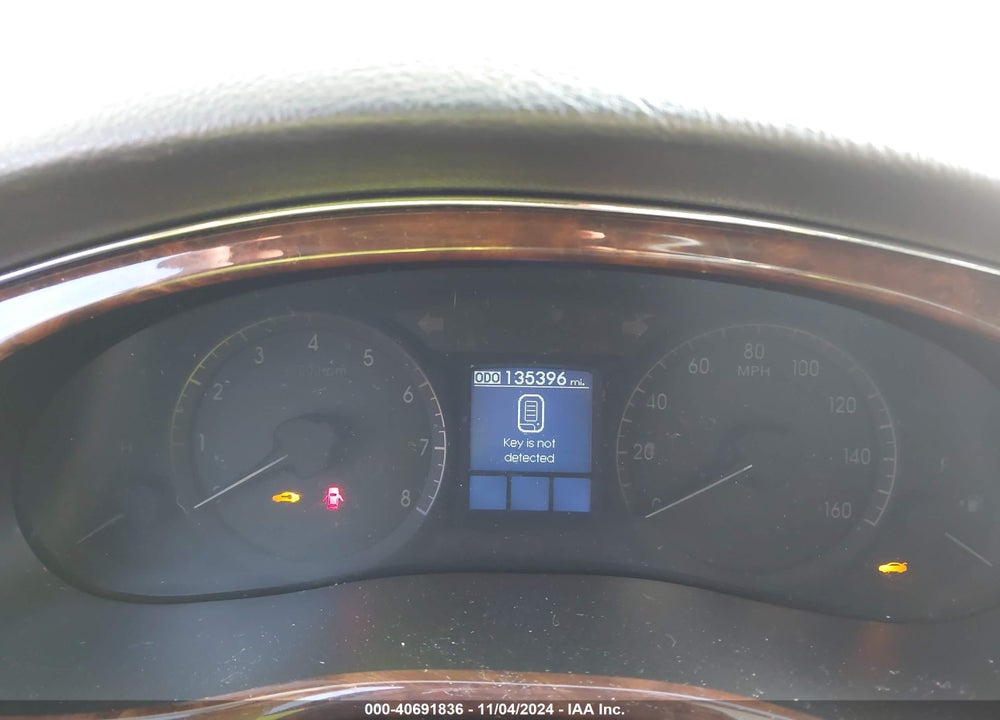 2009 HYUNDAI GENESIS 3.8 VIN: KMHGC46E09U044050