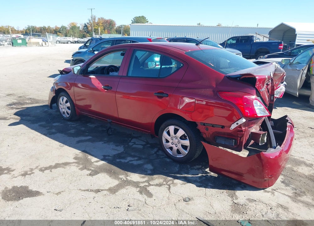 2018 NISSAN VERSA 1.6 S+ VIN: 3N1CN7AP9JL855015