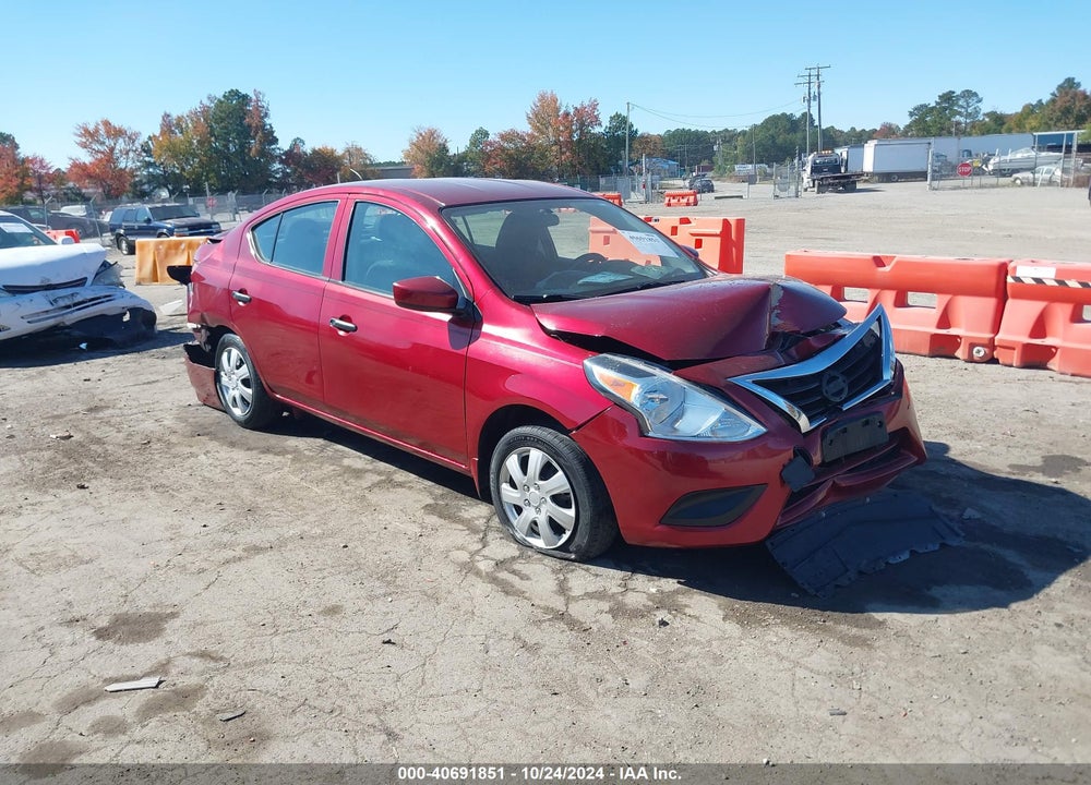 2018 NISSAN VERSA 1.6 S+ VIN: 3N1CN7AP9JL855015