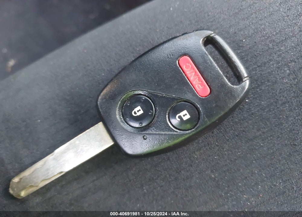 2013 HONDA CR-V LX VIN: 2HKRM4H39DH652156