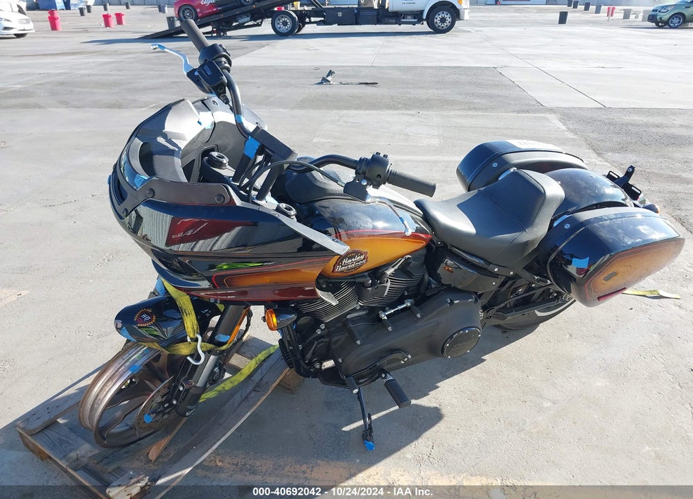 2024 HARLEY-DAVIDSON FXLRST VIN: 1HD1YXZ2XRB042850