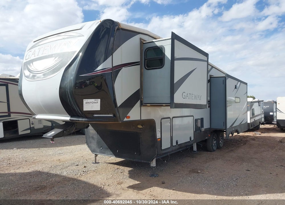 2019 HEARTLAND GATEWAY VIN: 5SFSG3726KE385547