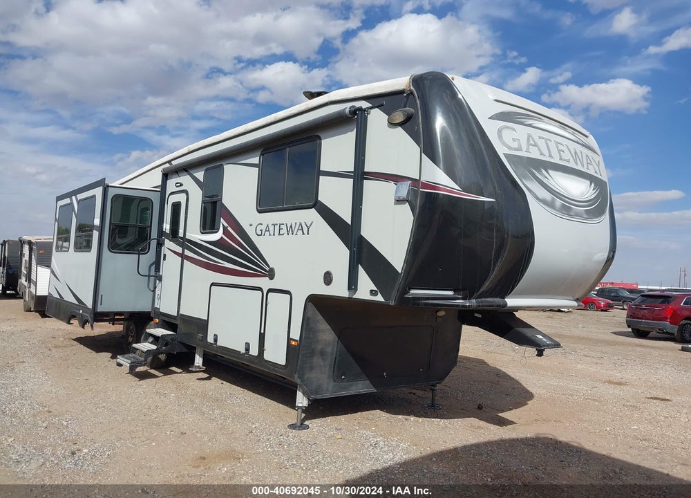 2019 HEARTLAND GATEWAY VIN: 5SFSG3726KE385547