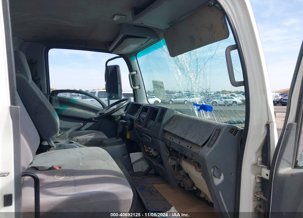 2017 ISUZU NPR HD DSL REG AT VIN: JALC4W169H7000376