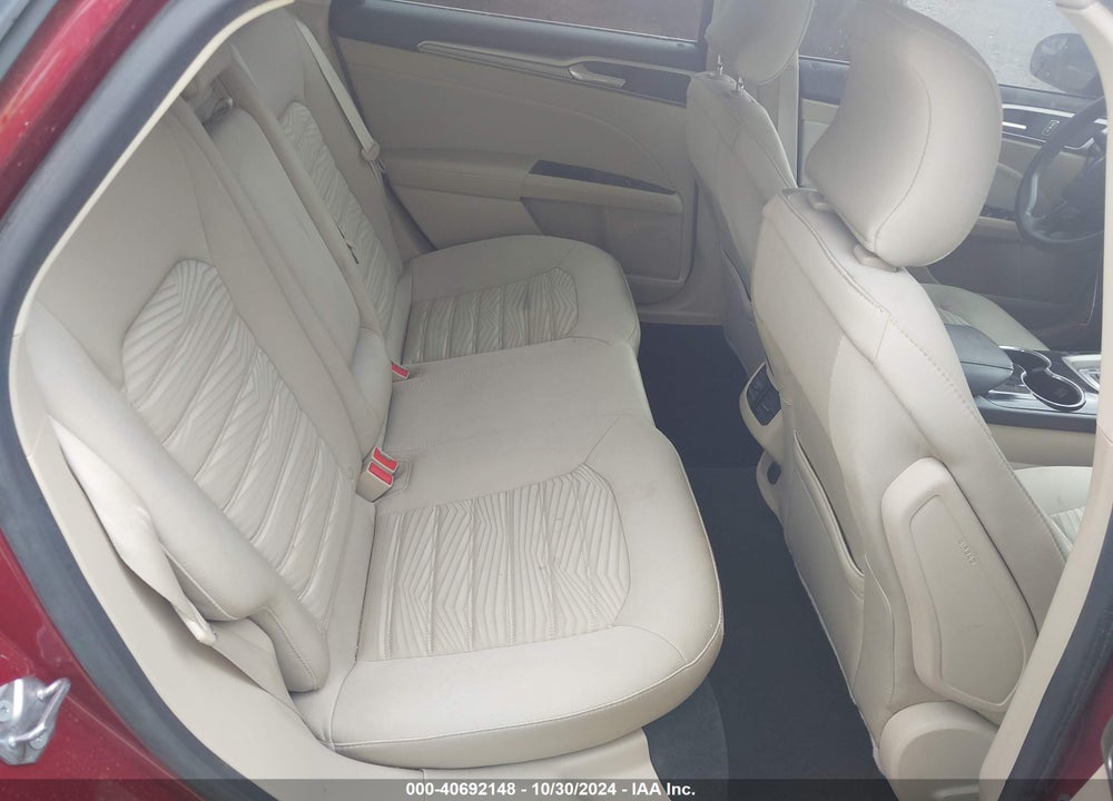 2016 FORD FUSION SE VIN: 3FA6P0H79GR121228