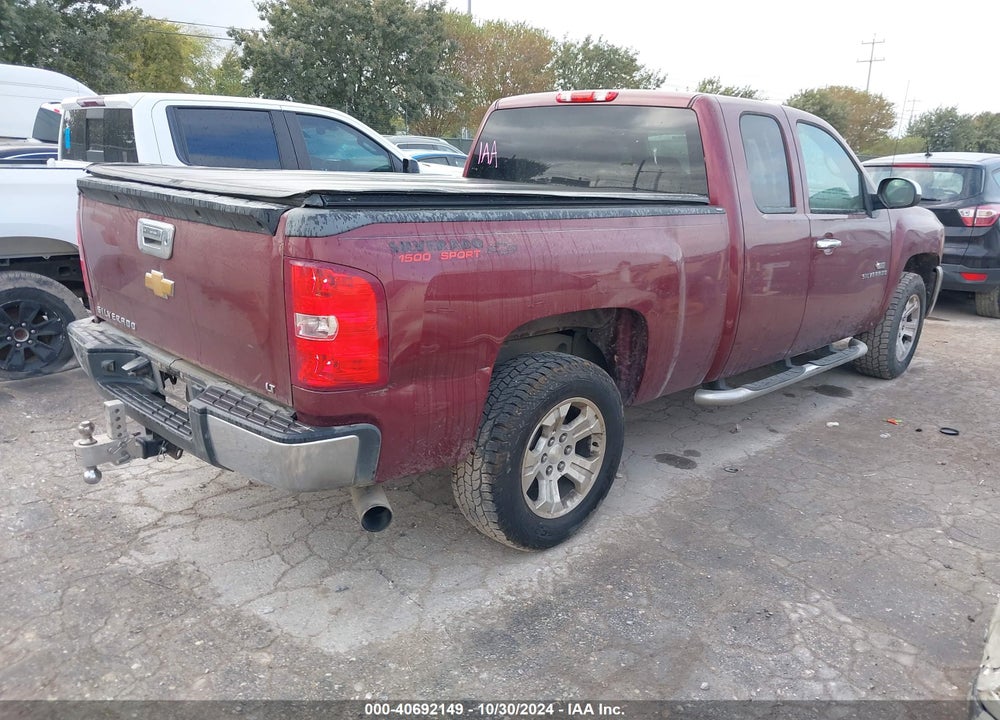 2013 CHEVROLET SILVERADO 1500 LT VIN: 1GCRCSE02DZ102968