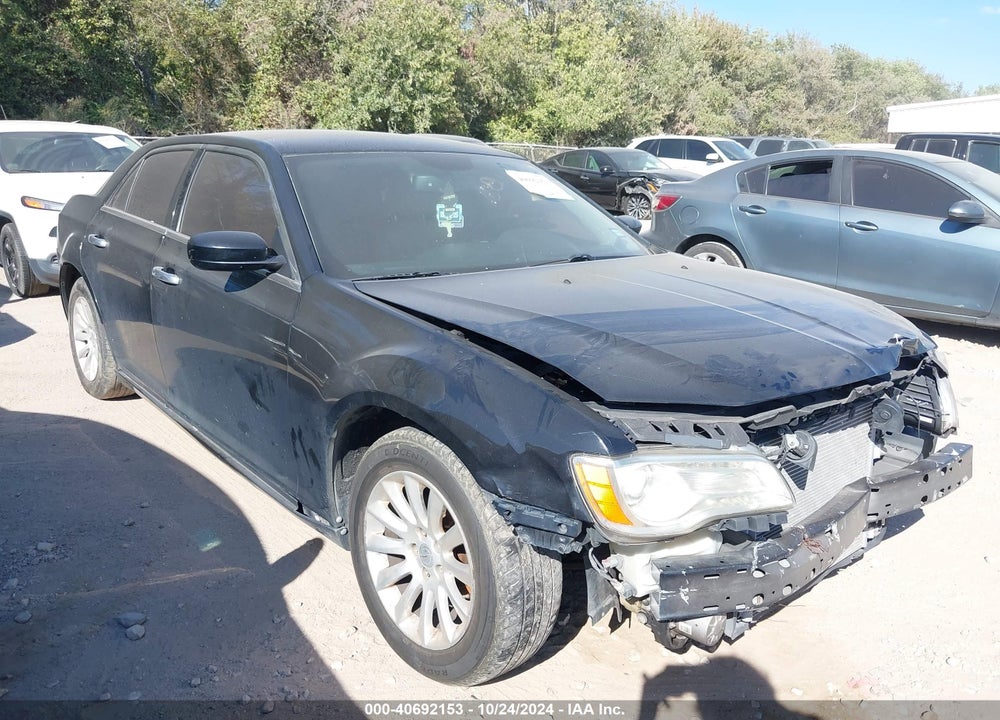 2014 CHRYSLER 300 VIN: 2C3CCAAG8EH181040