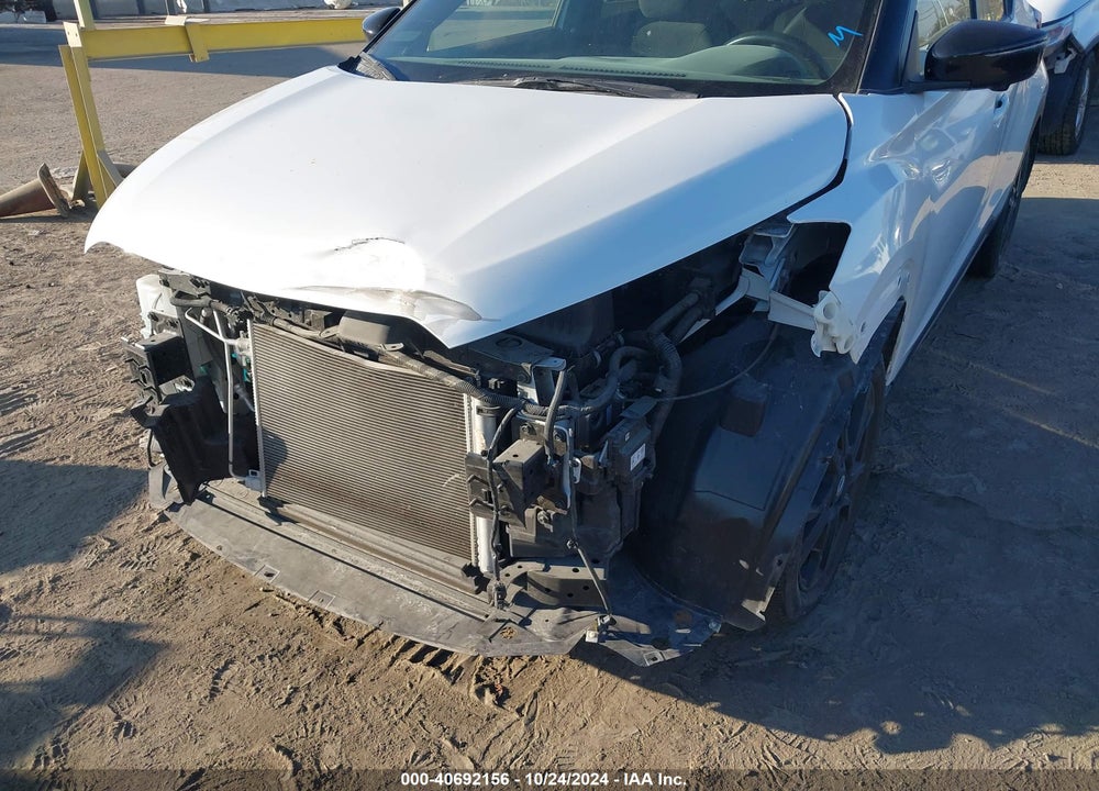 2021 NISSAN KICKS SR XTRONIC CVT VIN: 3N1CP5DV5ML556568
