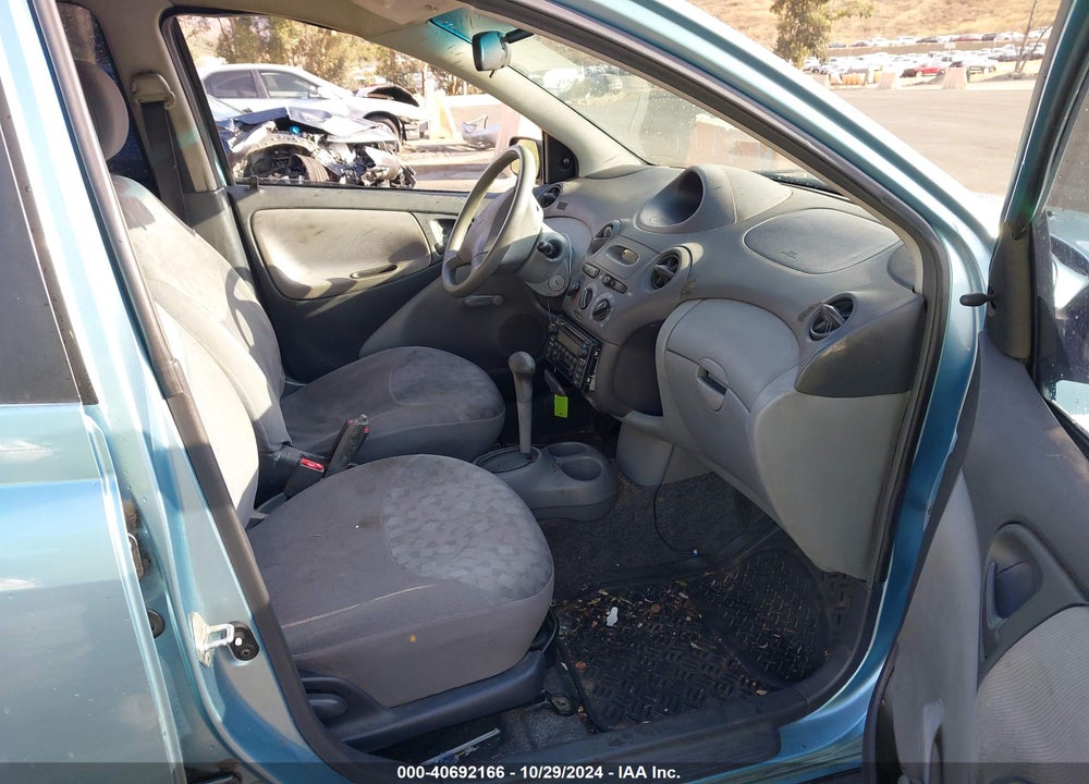 2001 TOYOTA ECHO VIN: JTDBT123810106372