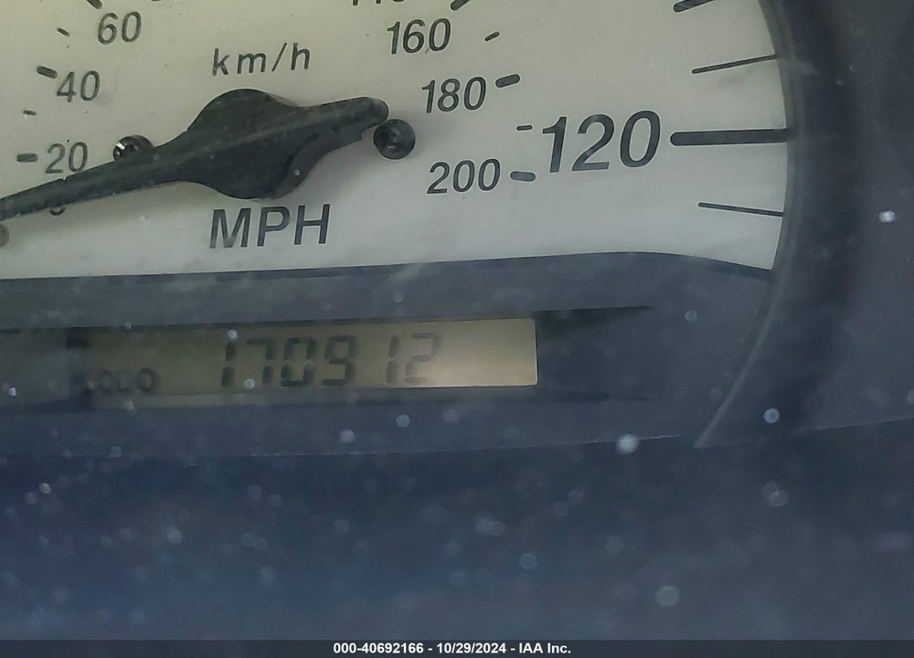 2001 TOYOTA ECHO VIN: JTDBT123810106372