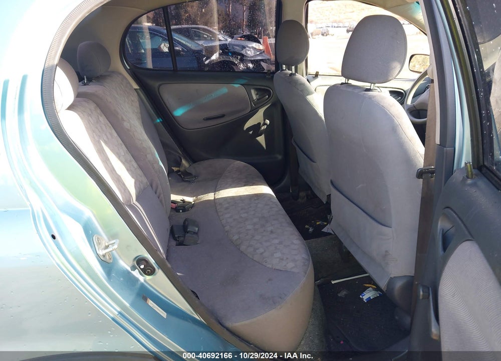 2001 TOYOTA ECHO VIN: JTDBT123810106372