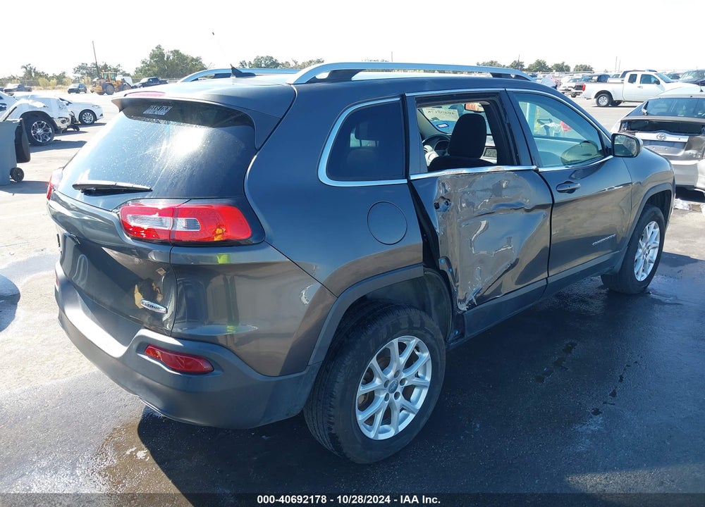 2014 JEEP CHEROKEE LATITUDE VIN: 1C4PJMCB6EW186289