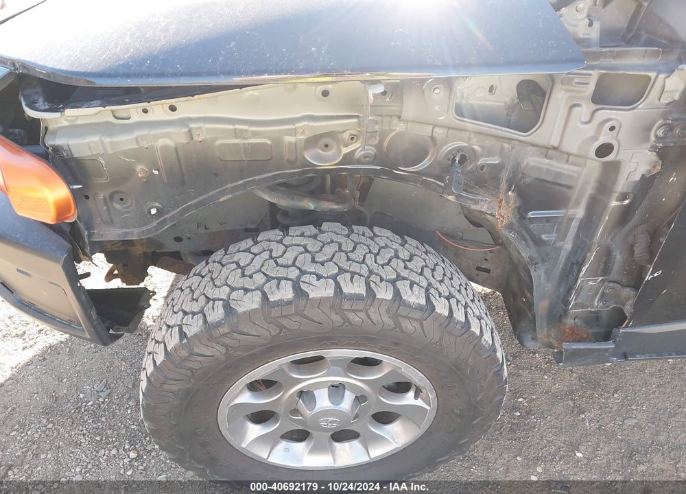 2009 TOYOTA FJ CRUISER VIN: JTEBU11F69K058956