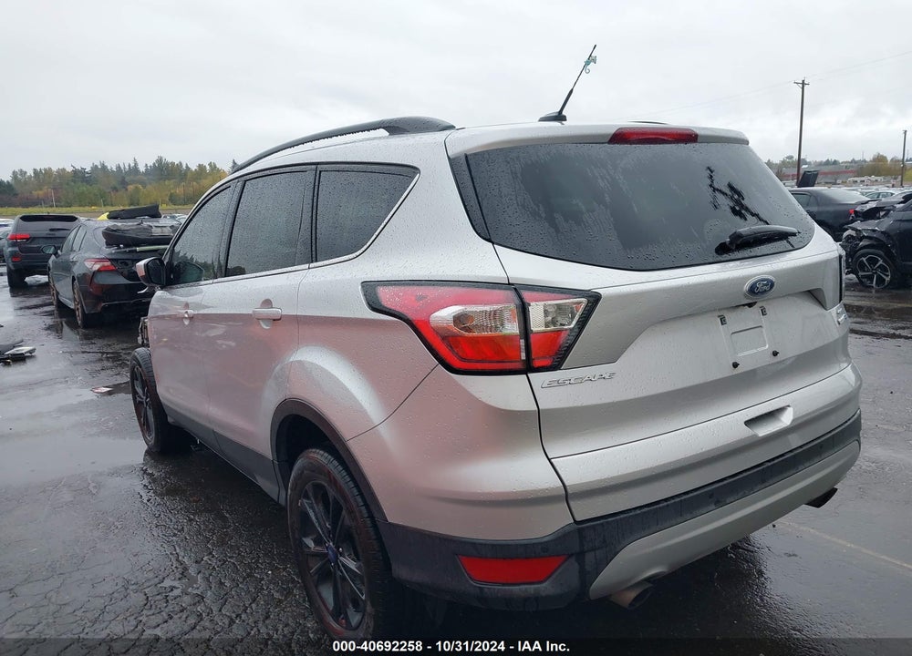 2017 FORD ESCAPE SE VIN: 1FMCU9G97HUD42989