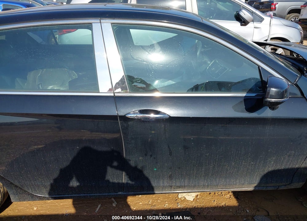 2017 HONDA ACCORD EX VIN: 1HGCR2F72HA004335