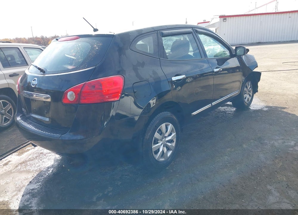 2015 NISSAN ROGUE SELECT S VIN: JN8AS5MV2FW770423