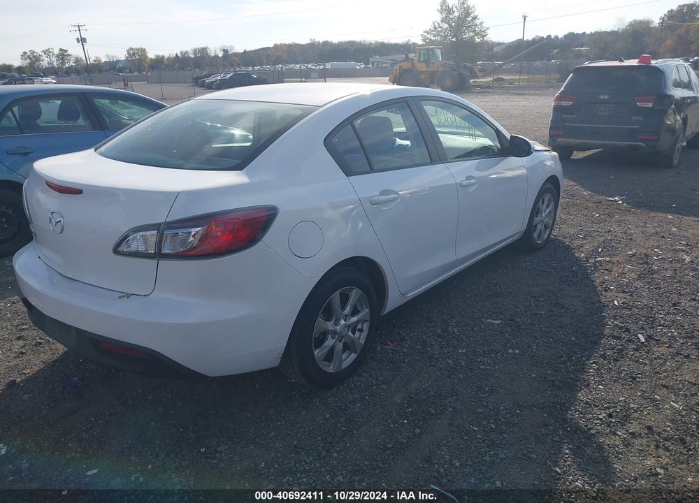 2010 MAZDA 3 I TOURING VIN: JM1BL1SFXA1120729