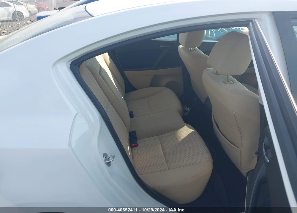 2010 MAZDA 3 I TOURING VIN: JM1BL1SFXA1120729