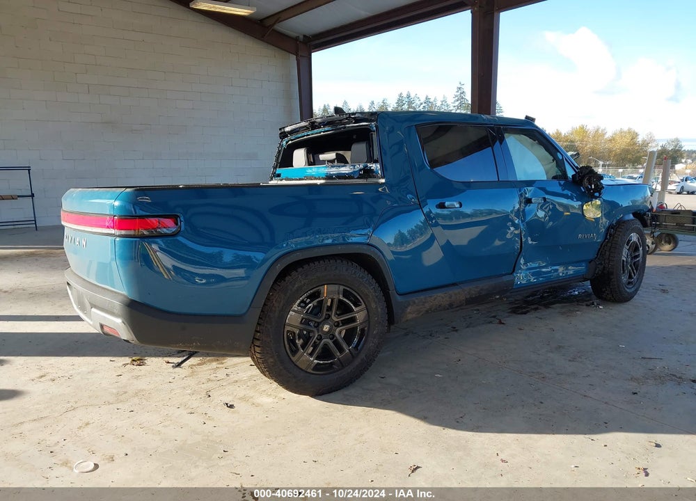 2025 RIVIAN R1T ADVENTURE/ADVENTURE DUAL MOTOR MAX PACK/ADVENTURE DUAL MOTOR PERF LARGE PACK VIN: 7FCTGBAA6SN035542
