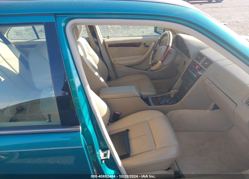 1998 MERCEDES-BENZ C 280 VIN: WDBHA29G2WA585404