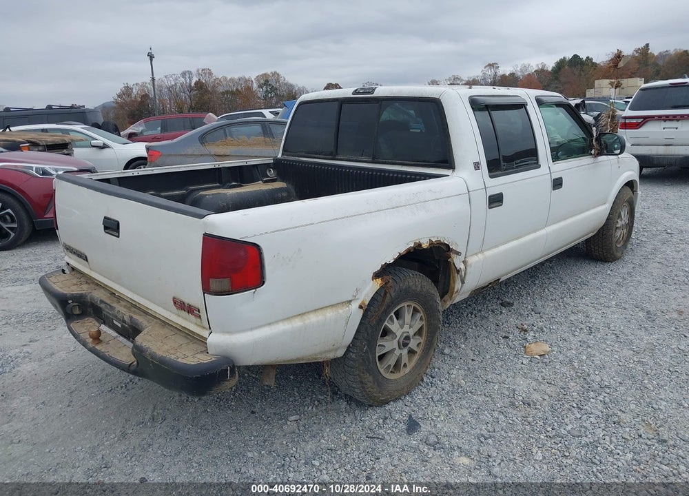 2002 GMC SONOMA VIN: 1GTDT13W92K118425