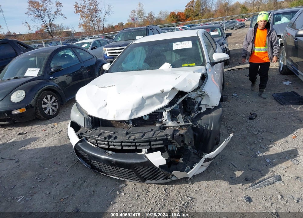 2015 TOYOTA CAMRY SE VIN: 4T1BF1FKXFU035499