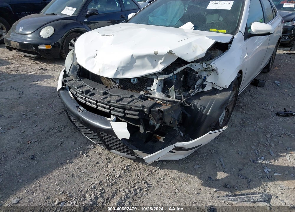 2015 TOYOTA CAMRY SE VIN: 4T1BF1FKXFU035499