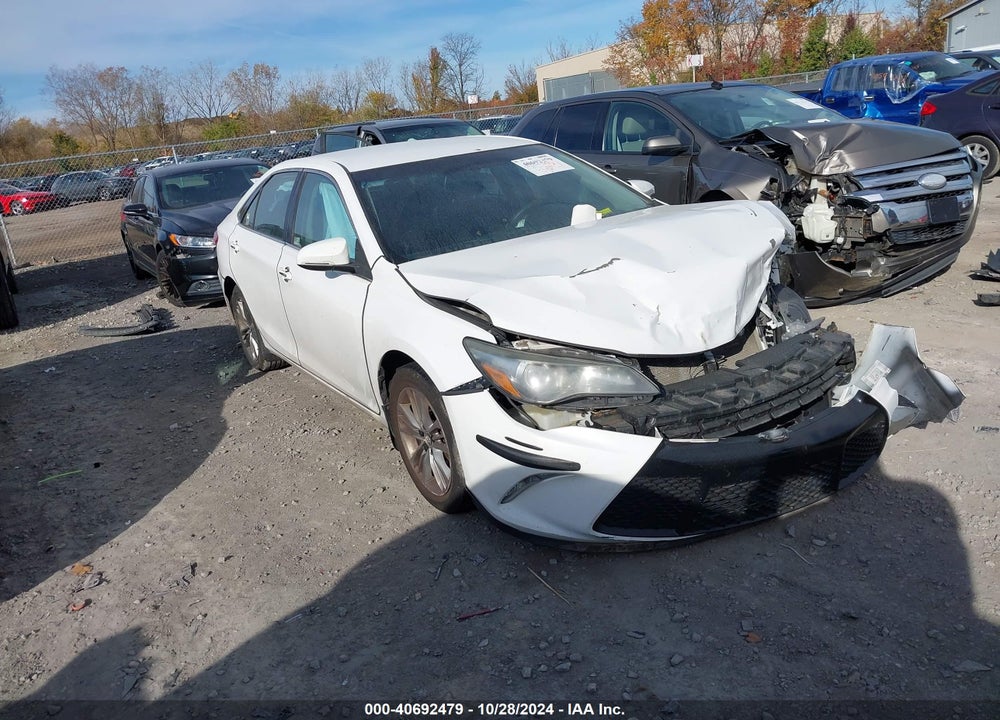 2015 TOYOTA CAMRY SE VIN: 4T1BF1FKXFU035499