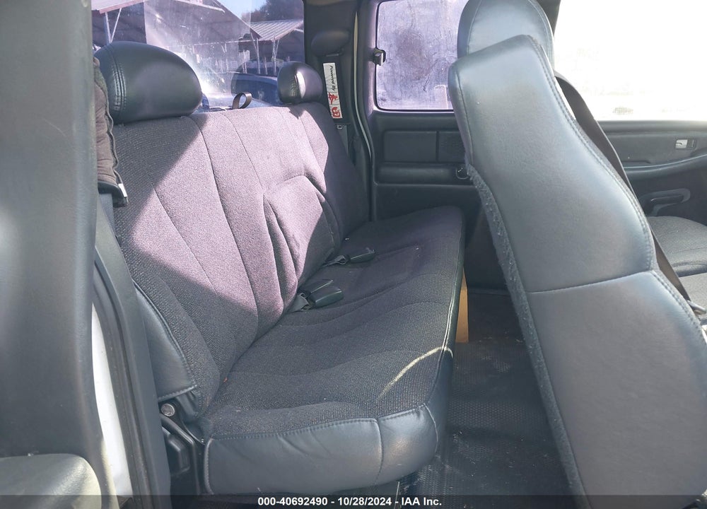 2001 CHEVROLET SILVERADO 1500 VIN: 2GCEC19V311301398