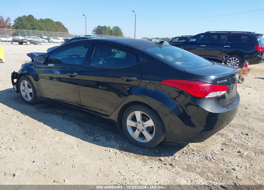 2013 HYUNDAI ELANTRA GLS VIN: KMHDH4AE6DU867831