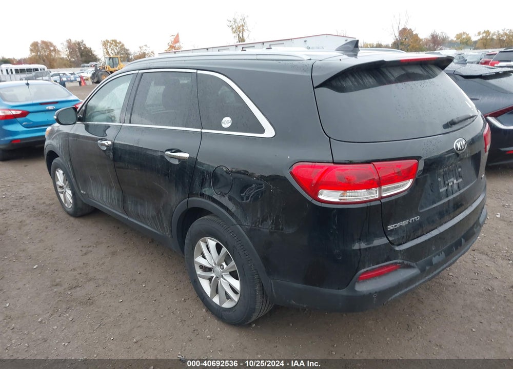 2016 KIA SORENTO 2.4L LX VIN: 5XYPGDA31GG043616