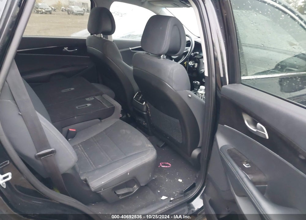 2016 KIA SORENTO 2.4L LX VIN: 5XYPGDA31GG043616