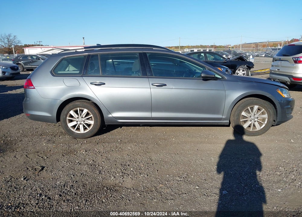 2016 VOLKSWAGEN GOLF SPORTWAGEN TSI S 4-DOOR VIN: 3VWC17AU6GM508448