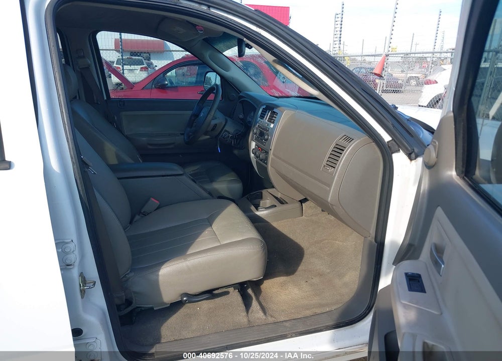 2005 DODGE DAKOTA LARAMIE VIN: 1D7HW58N65S184974