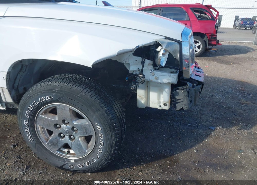 2005 DODGE DAKOTA LARAMIE VIN: 1D7HW58N65S184974