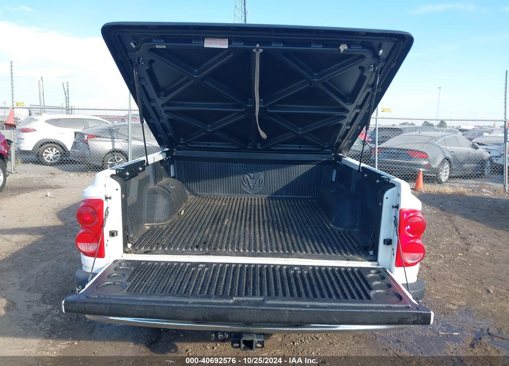 2005 DODGE DAKOTA LARAMIE VIN: 1D7HW58N65S184974