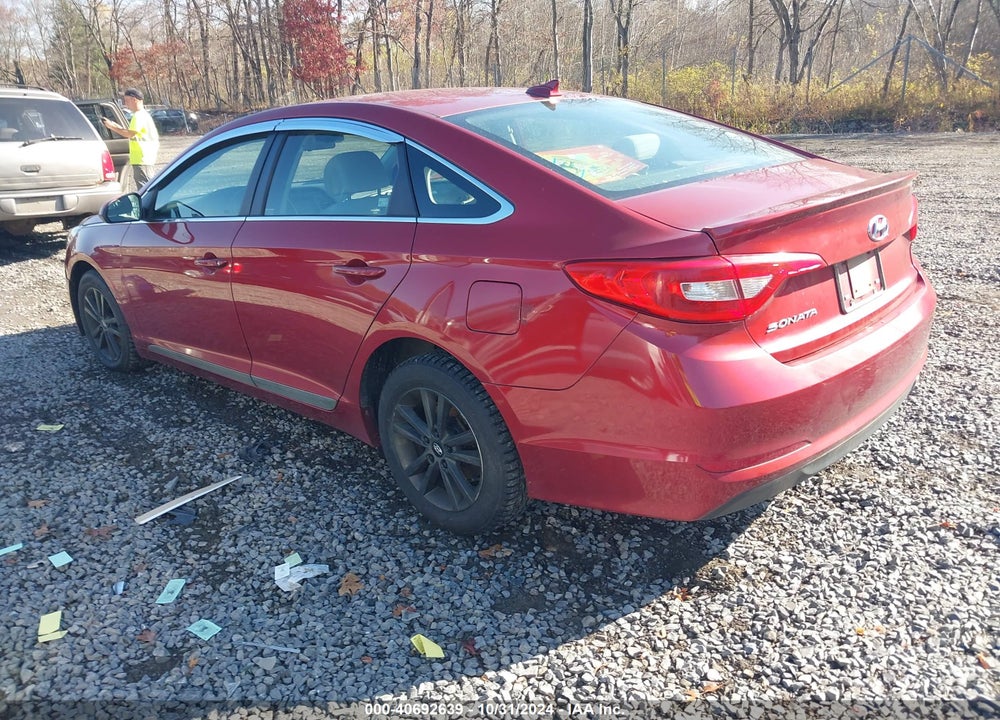 2015 HYUNDAI SONATA SE VIN: 5NPE24AF3FH210789