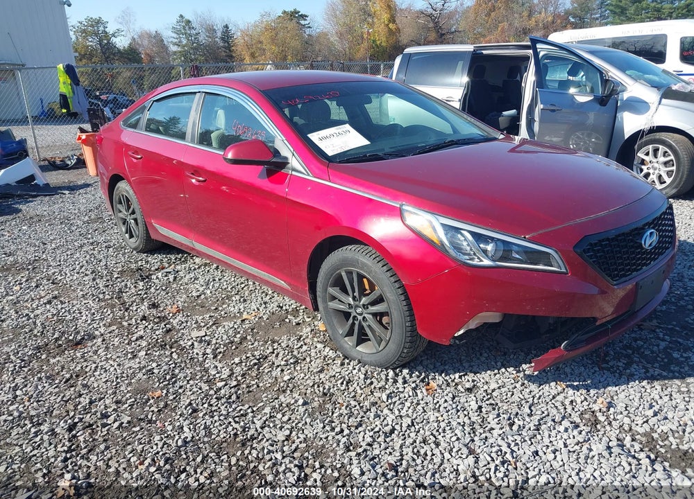 2015 HYUNDAI SONATA SE VIN: 5NPE24AF3FH210789