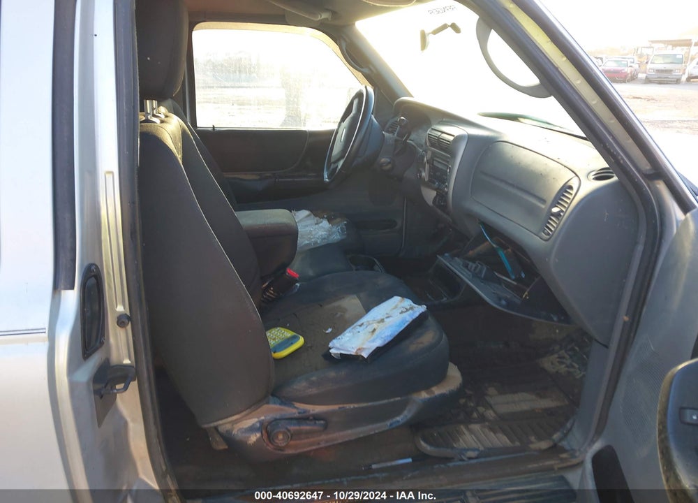 2011 FORD RANGER XLT VIN: 1FTLR4FE0BPB09551