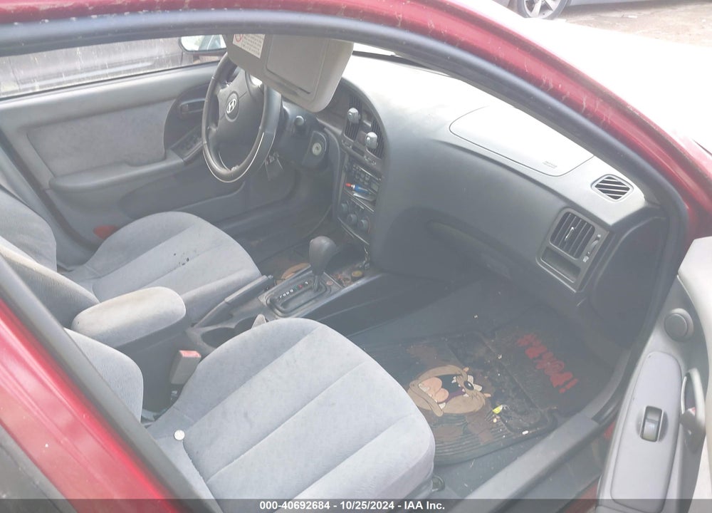 2004 HYUNDAI ELANTRA GLS/GT VIN: KMHDN46D84U749465