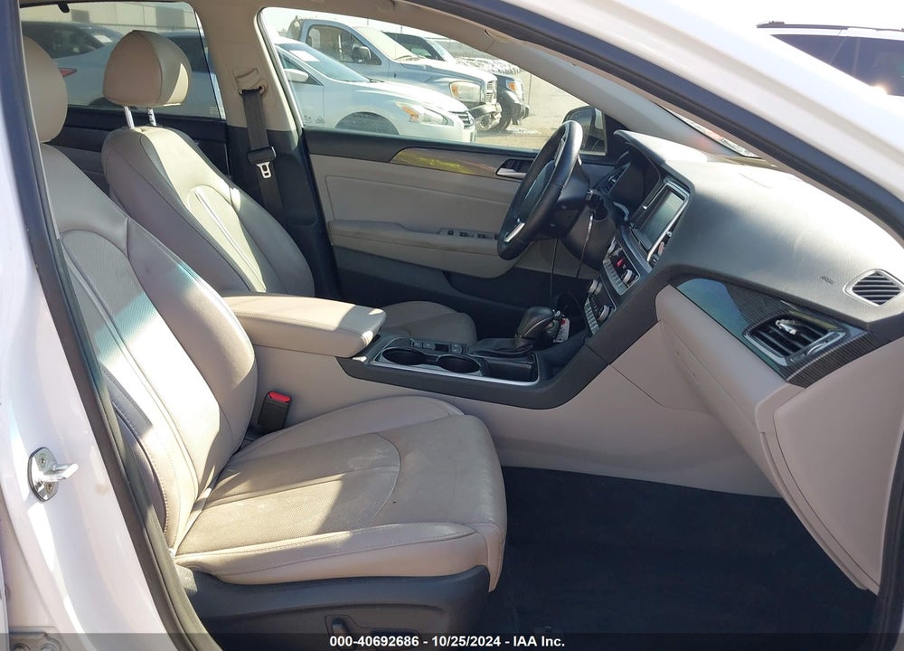2018 HYUNDAI SONATA LIMITED VIN: 5NPE34AFXJH607051