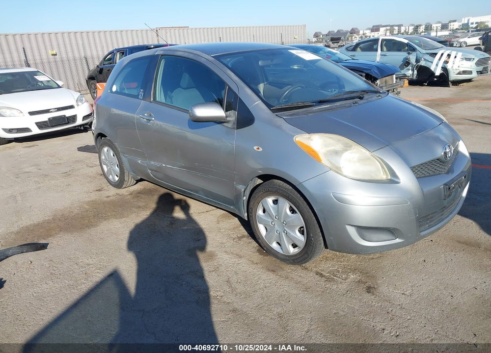 2009 TOYOTA YARIS VIN: JTDJT903095225738