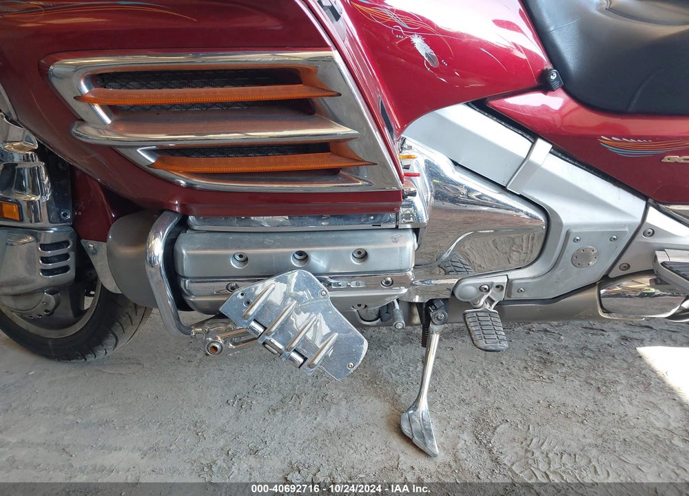 2001 HONDA GL1800 VIN: 1HFSC47051A000154