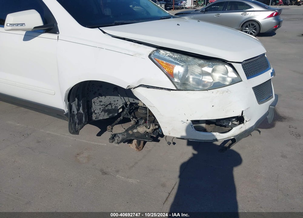 2011 CHEVROLET TRAVERSE 1LT VIN: 1GNKVGED2BJ230156