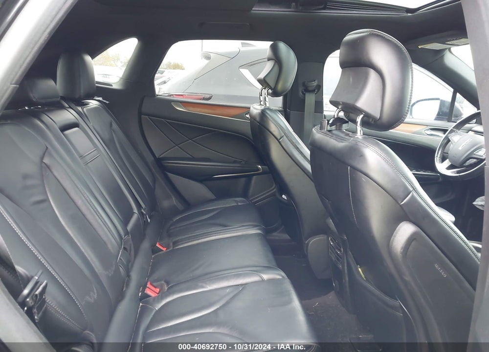2017 LINCOLN MKC SELECT VIN: 5LMCJ2C9XHUL02330