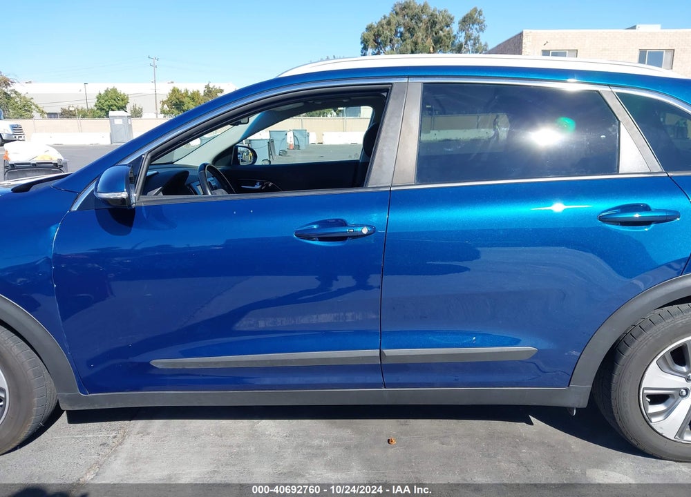 2019 KIA NIRO EX VIN: KNDCE3LC2K5231915