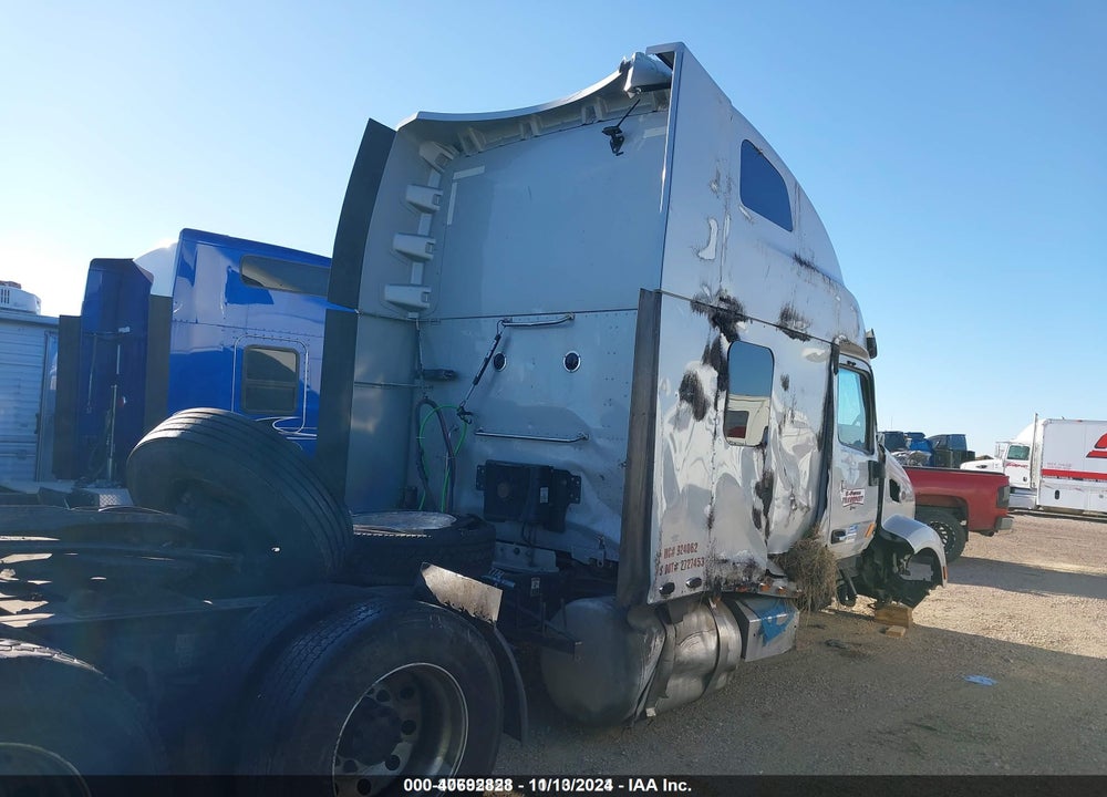 2020 PETERBILT 579 VIN: 1XPBDP9X0LD673646